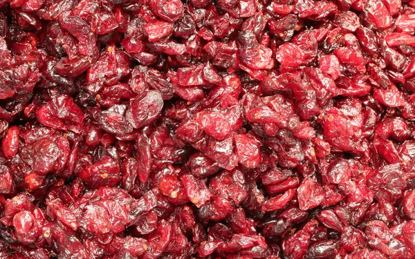 Красные ягоды клюквы на продажу в магазине макробиотиков — стоковое фото