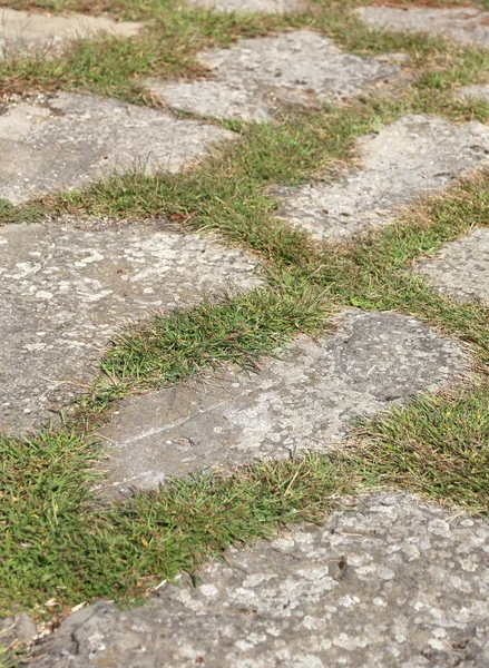 Oude Romeinse weg met stenen in Italië — Stockfoto