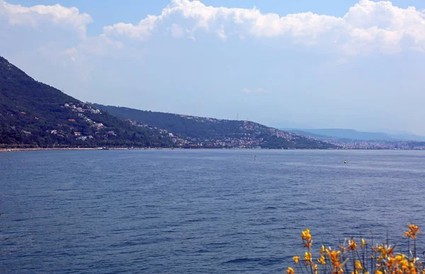 Golfo de Trieste com o mar Adriático no norte da Itália com um s — Fotografia de Stock