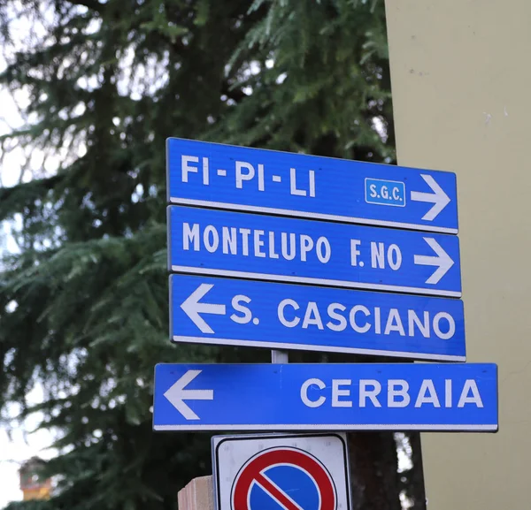 Verkehrsschild in der Nähe von Florenz in Italien — Stockfoto