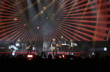 Padova, Pd, İtalya - 20 Ekim 2017: Live konser Luc kapalı