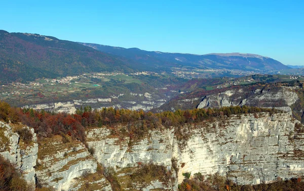 Panorama in autumn with the village called ASIAGO in northern It — Stock Photo, Image