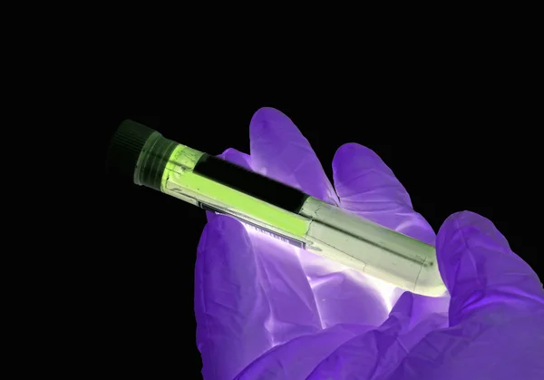 방사성 물질 테스트 튜브 — 스톡 사진