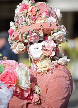 Venice, İtalya - 5 Şubat 2018: kişi karnaval elbise ile ve