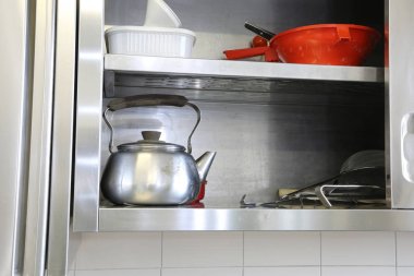 bir restoran büfe metal çaydanlık