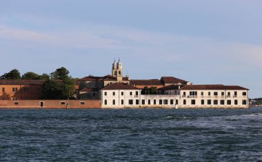 Venedik İtalya binalar San Servolo Island Benedictines in