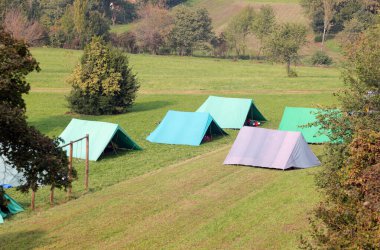 Çadırlarla keşif toplantısı