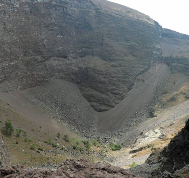 Napoli 'deki Vesuvius volkanı krateri.