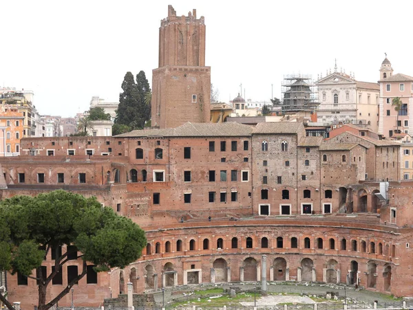 Vista do Mercado de Trajans em Roma na Itália — Fotografia de Stock