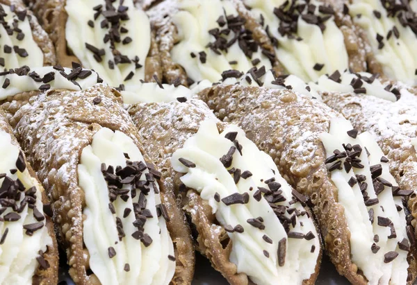 Sicilian Cannoli typical cake of Palermo and Sicily in Italy — Stock Photo, Image