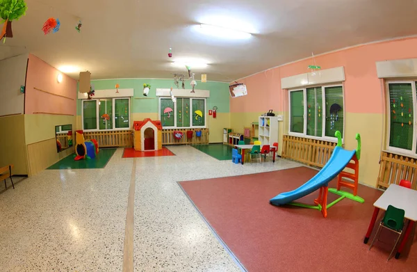 Wide playground of a kindergarten without people — Stock Photo, Image