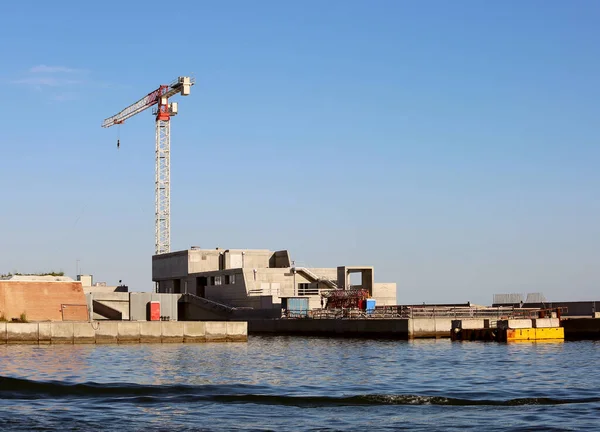 Mobilní přehrada s názvem Mose chránit ostrov Benátky před floo — Stock fotografie