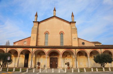 İtalya 'nın Meryem Ana Kilisesi İtalya' nın Mantua kenti yakınlarında Santa Maria della Grazie olarak adlandırılır.