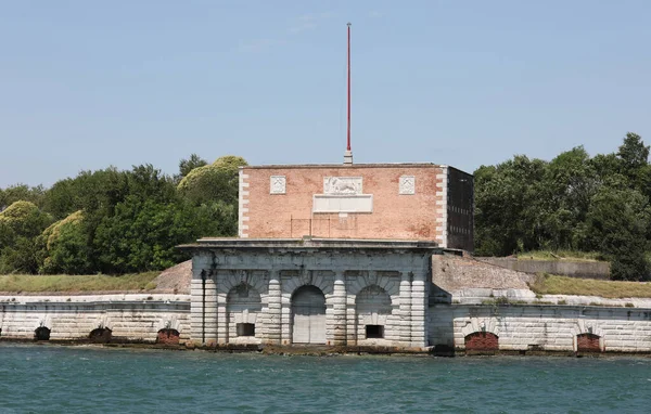 Fortificación Llamada Forte Saint Andrea Cerca Venecia Italia Mar Adriático —  Fotos de Stock