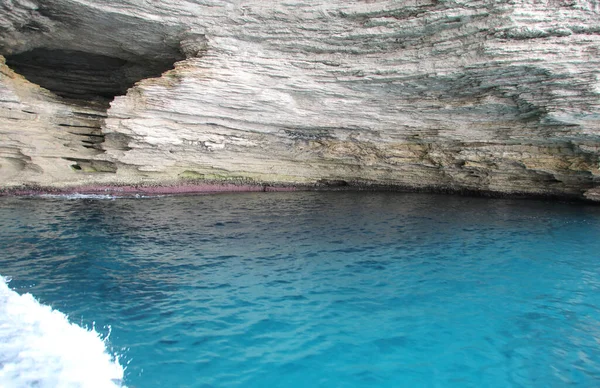 Interior Una Cueva Marina Cerca Ciudad Bonifacio Córcega Francia —  Fotos de Stock