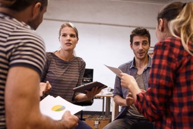 Gençler motivasyon toplantısı sırasında