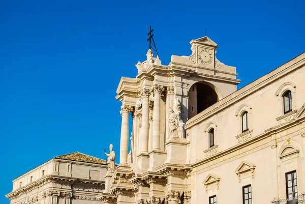 Sicilya'daki Syracuse Katedrali