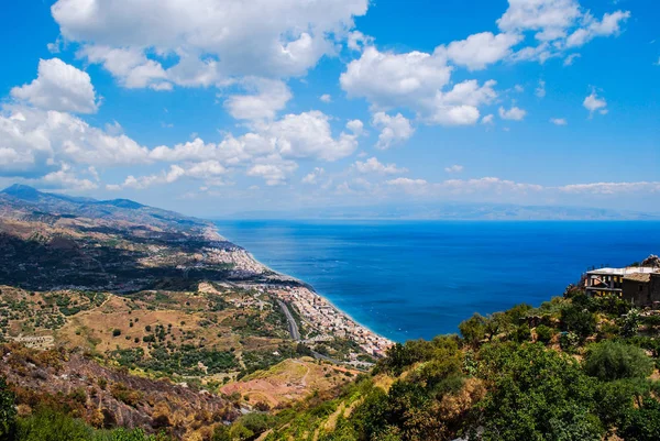 Forza d'Agro manzara Sicilya