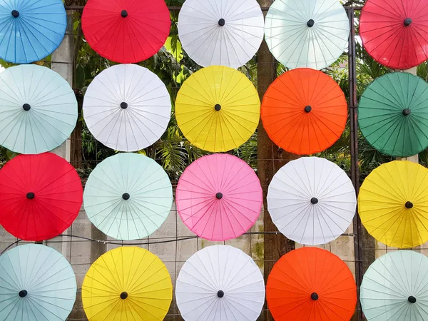 Estilo Tailandés Hecho Mano Colorido Fondo Paraguas Paraguas Antiguo Hecho — Foto de Stock