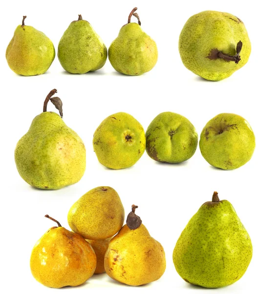 Pear on a white background. juicy bright green and yellow pears on isolated background. — Stock Photo, Image