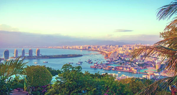 三亚城市全景, 城市的最高点, 凤凰岛. 图库图片