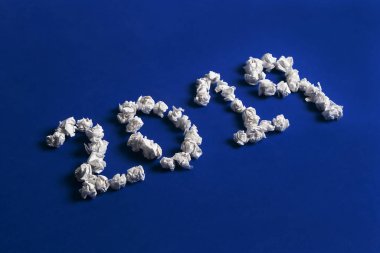 Bolitas de papel... 2019... ayık mesa azul clsico las metas del ao hekhas bolas de papel...