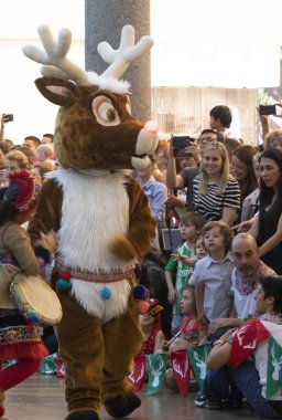 Kişisel Desfile de Navidad del Centro Comercial el Tesoso en la ciudad de Medellin