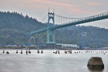 St. Johns Köprüsü ve Günbatımı