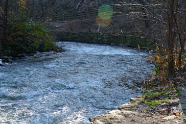 Huzurlu sakin akışı