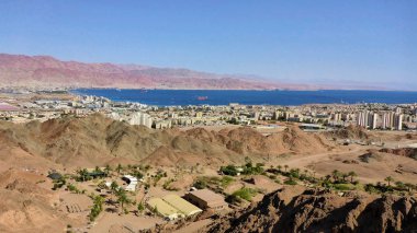 Eilat dağın üzerinden görünümü