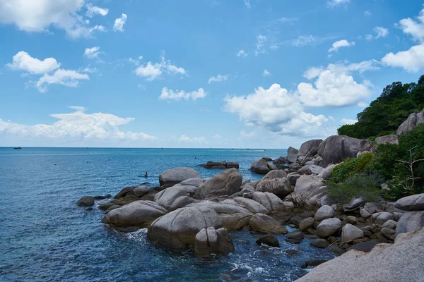 Sıcak bir günde Deniz Manzaralı.
