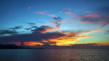Koh Samui 'de güzel bir gün batımı