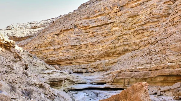 Widok na Kanion w Pustyni Judzkiej — Zdjęcie stockowe