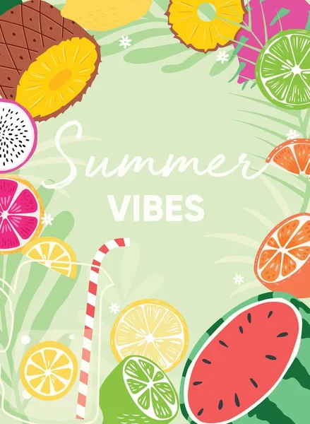 夏の果物のデザインは タイポグラフィのスローガンと新鮮な果物やレモネードを明るい緑の背景に振動します 熱帯果物や植物のコレクション カラフルなフラットベクトルイラスト — ストックベクタ