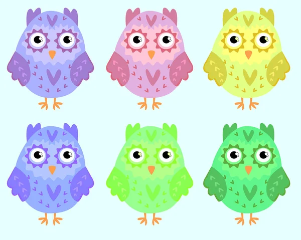 Kulakları ve kalpleri ile güzel pembe baykuşlar