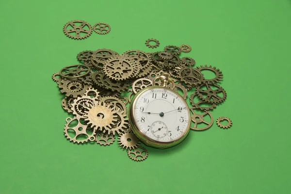 Pocket Watch and Gears — Stock Photo, Image