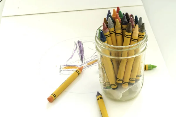 Colorful crayons are used to produce vivid illustrations,drawing — Stock Photo, Image