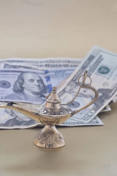 Magic genie lamp used for creating wishes and manifestations for — Stock Photo, Image