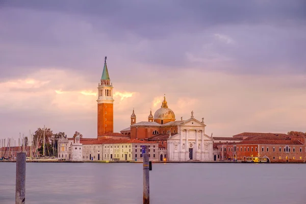 San Giorgio Maggiore church scenic view at sunrise, Venice — Stock Photo, Image