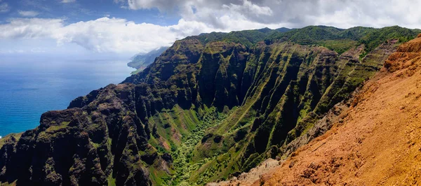 Vista panorámica del paisaje de la costa de Na Pali en estilo dramático , —  Fotos de Stock