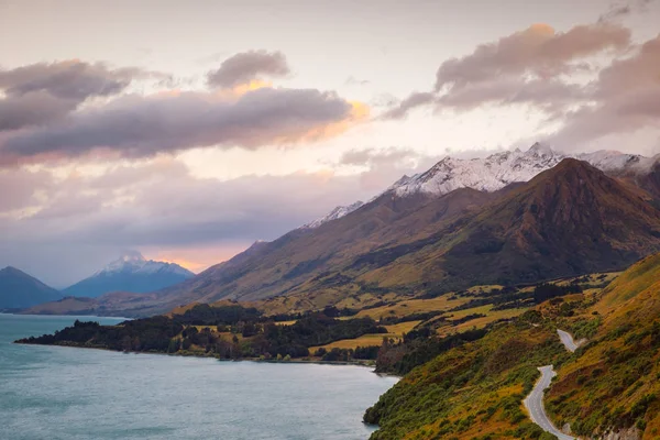 Vue panoramique depuis le belvédère de Bennett, près de Glenorchy, Nouvelle-Zélande — Photo