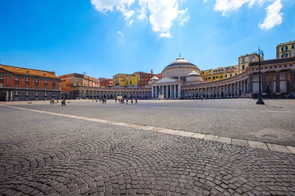 Vista panorámica de Piazza Plebiscito en Nápoles —  Fotos de Stock