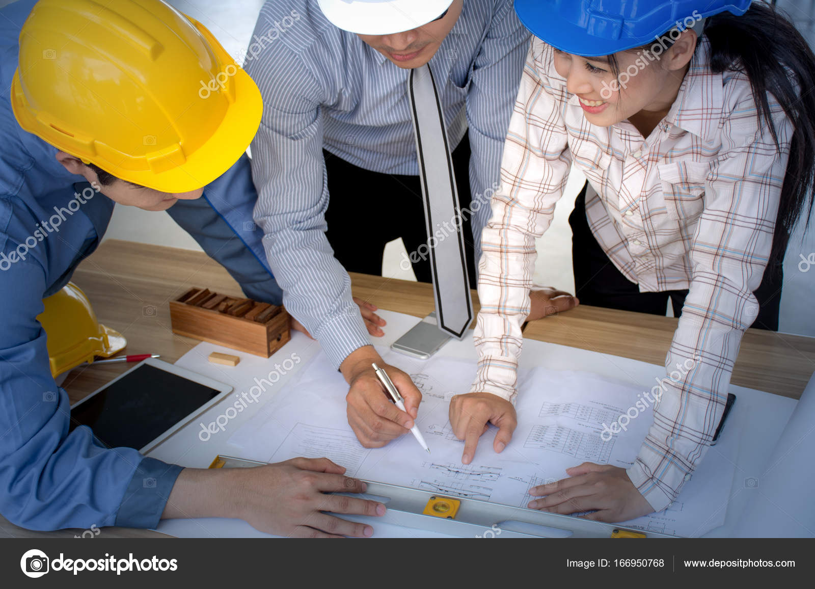 plan building or construction work Civil construction is the art of building bridges, dams, roads, airports, canals, and buildings civil engineering is the oldest disciplines of engineering since the very beginning of the human existence, it has been the aspect of life. plan building or construction work Civil construction is the art of building bridges, dams, roads, airports, canals, and buildings civil engineering is the oldest disciplines of engineering since the very beginning of the human existence, it has been the aspect of life.