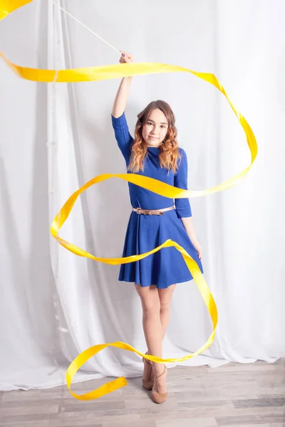 Kız sallayarak şerit Studio