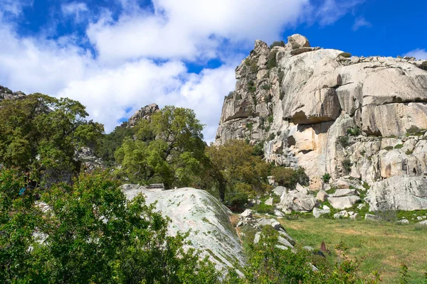 Montañas de roca y granito — Foto de Stock