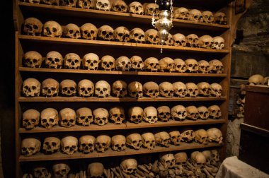 Kafatasları manastırları birinde 2016, Yunanistan Meteora, duvar