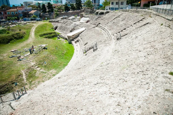 2016 Albania, Durres, ruinas históricas del anfiteatro — Foto de Stock