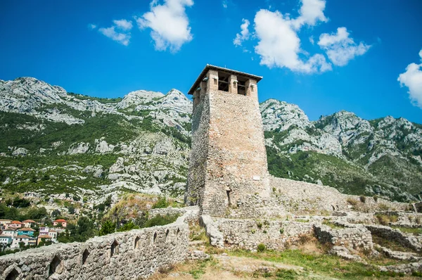 2016 Arnavutluk Kruje eski Tapınak, castle hill üst — Stok fotoğraf