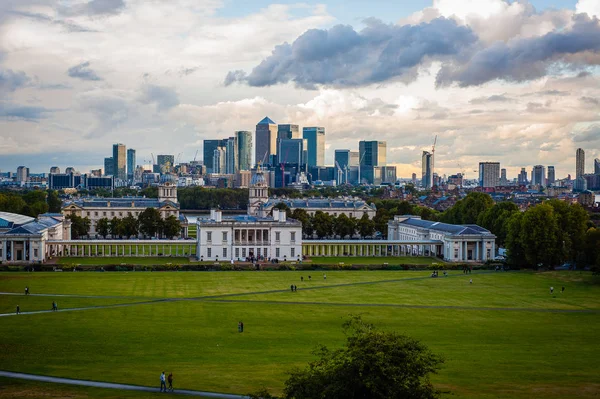 2016 İngiltere Londra Greenwich görünümüne Londra ve Canary wharf. Gerçekten endüstriyel panorama