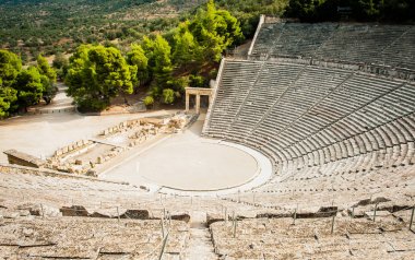 Ünlü Yunan antik boş amfitiyatro Epidaurus, Yunanistan